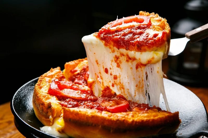 The Origins Of Chicago-style Pizza