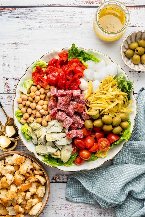 What Is An Antipasto Salad Made Of